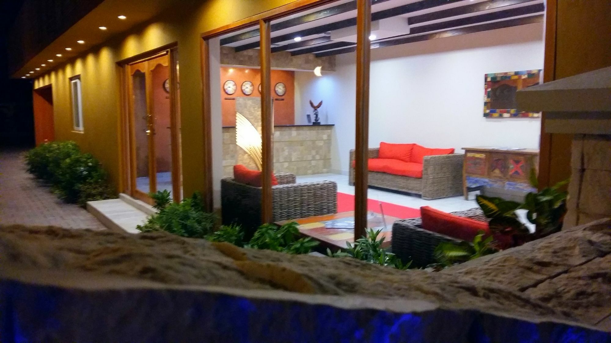אורנג'סטאד Dorado Eagle Beach Hotel מראה חיצוני תמונה